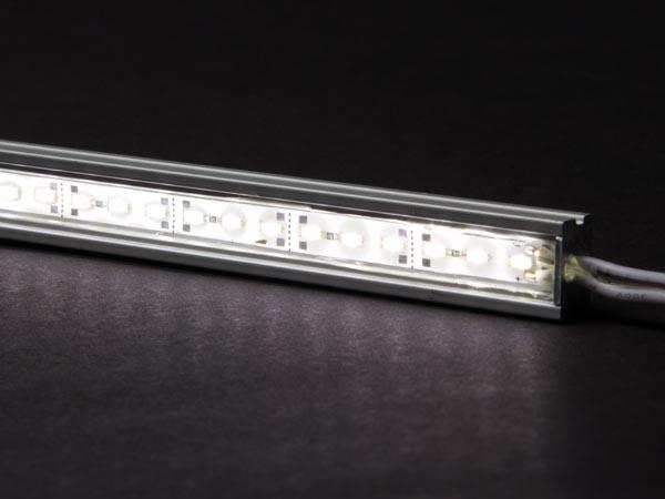 Barrette led rigide aluminium (89cm) blanc neutre 5800k ip44 12vdc 12w 1a  (rendue 120w)