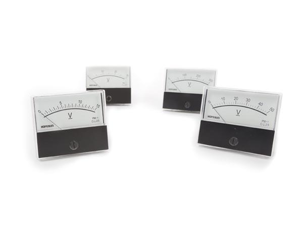 Voltmètre analogique de tableau 300vca / 60 x 47mm avec miroir classe 2,5