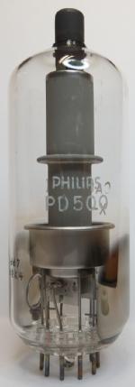 Tube electronique pd500 / 9ed4 / triode 9 pins ( noval )