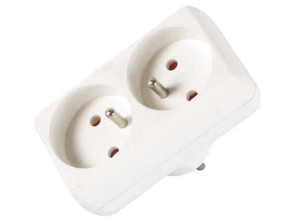Adaptateur secteur 1 x prise schuko male /  2 prises schuko femelles