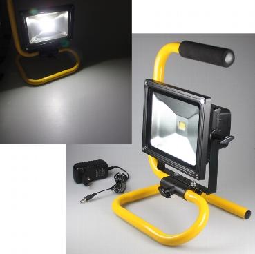 Projecteur type chantier ip44  a led 20w 1500 lumens 4200°k  alimentation par accu