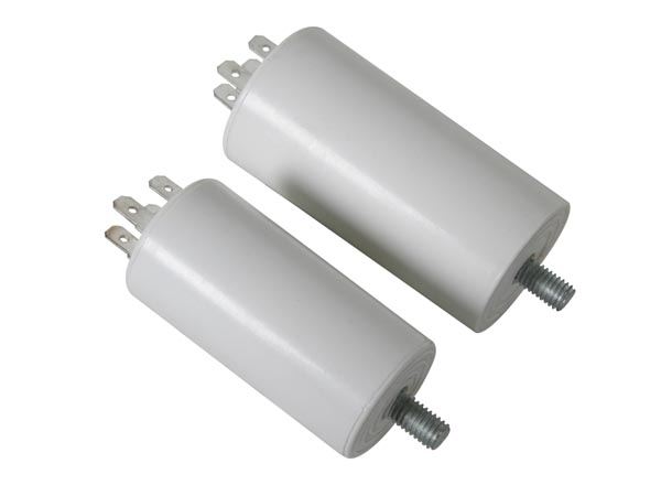 Condensateur demarrage moteur a cosses 70uf 250v 36.5x68.5mm + filetage m8
